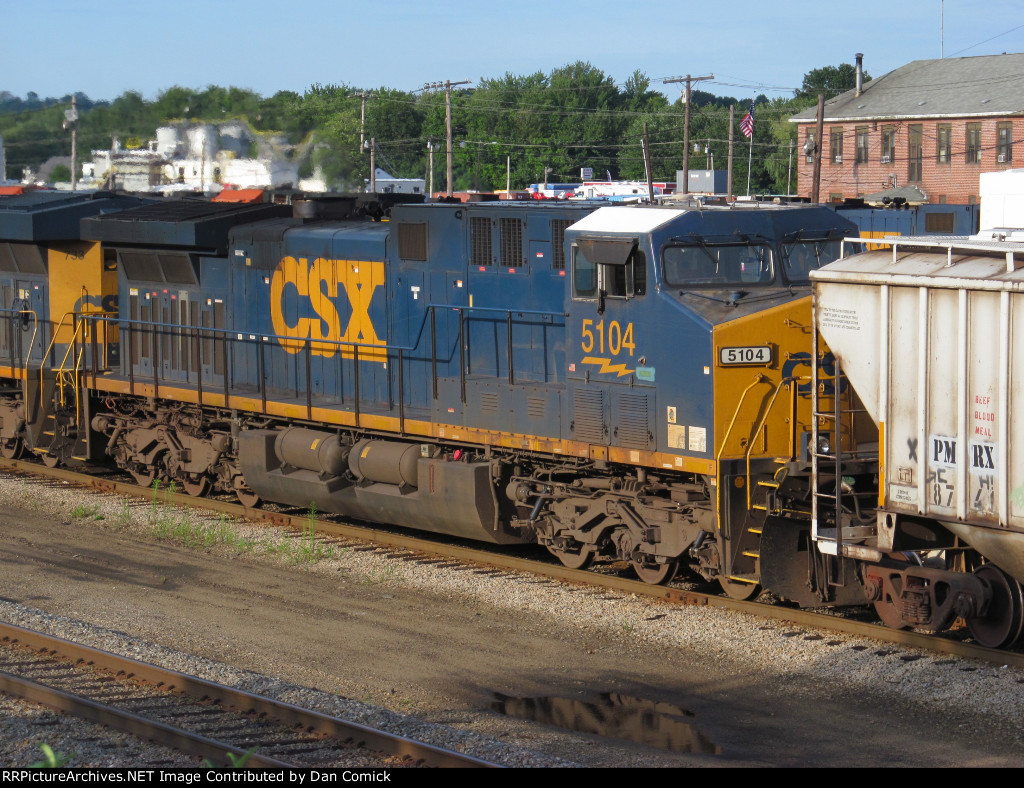 CSX 5104